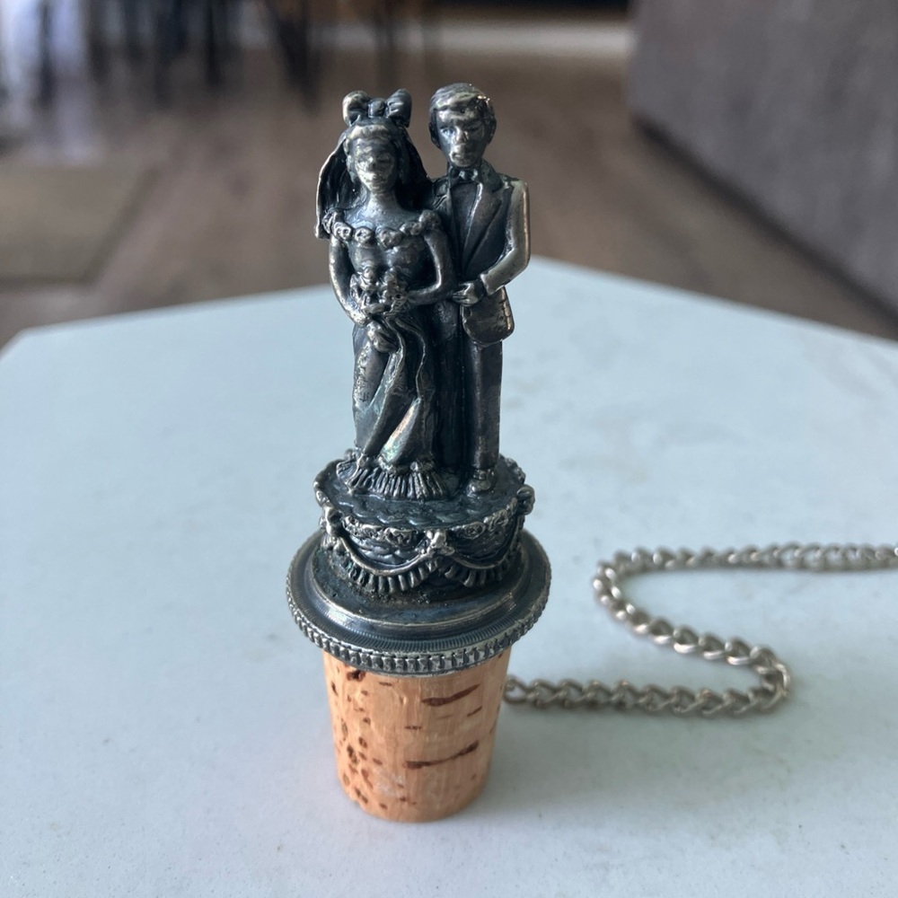 Vintage Pewter Bride & Groom Standing on Wedding Cake Cork Wine Stopper 3” Tall